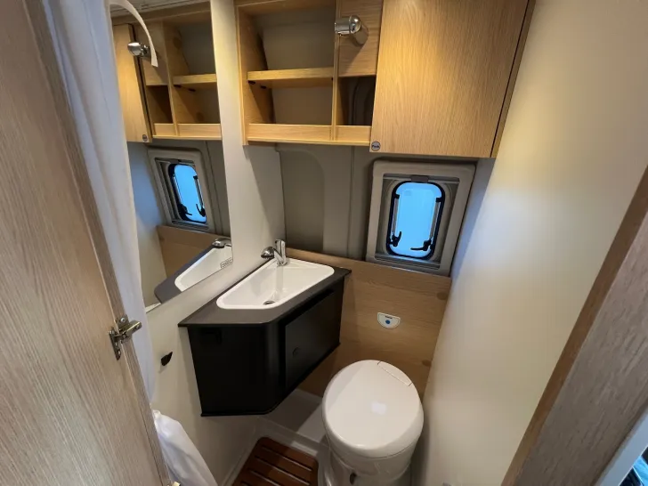 Fahrzeugbild Sunlight Camper Van CLIFF 540 Adventure Edition Schlafdach #13