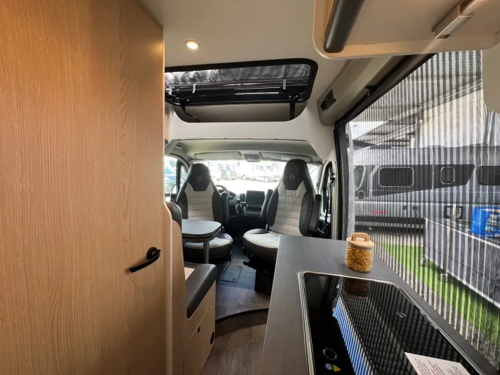 Fahrzeugbild Sunlight Camper Van CLIFF 540 Adventure Edition Schlafdach #15