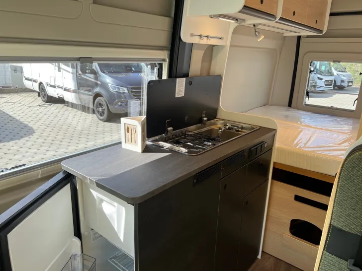 Fahrzeugbild Sunlight Camper Van Cliff 540 Schlafdach #11