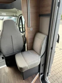 Fahrzeugbild Knaus L!VE WAVE 650 MEG Black Selection Live Wave 650 MEG Black Select #8