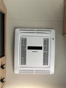 Fahrzeugbild Knaus L!VE WAVE 650 MEG Black Selection Live Wave 650 MEG Black Select #10