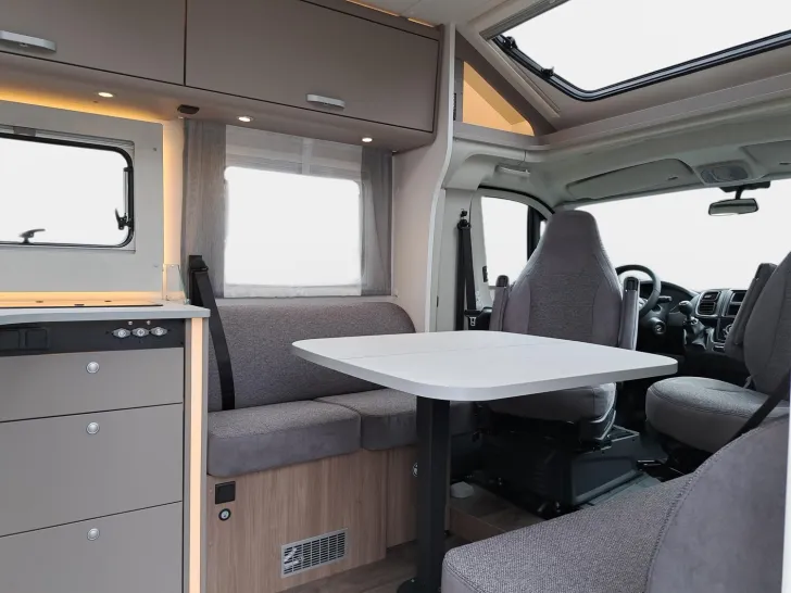 Fahrzeugbild Carado T 459 Pro+ Solar, TV, LTE, 3. Bett #8