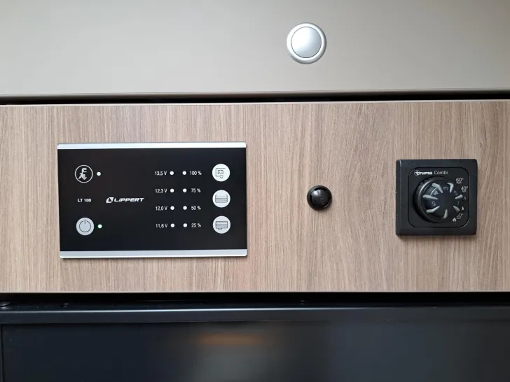 Fahrzeugbild Carado T 459 Pro+ Solar, TV, LTE, 3. Bett #13