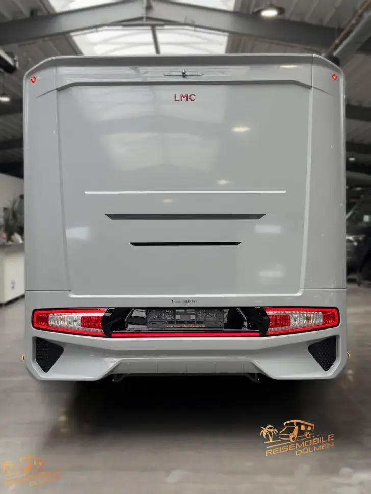 Fahrzeugbild LMC Cruiser 740 EL Auto #7