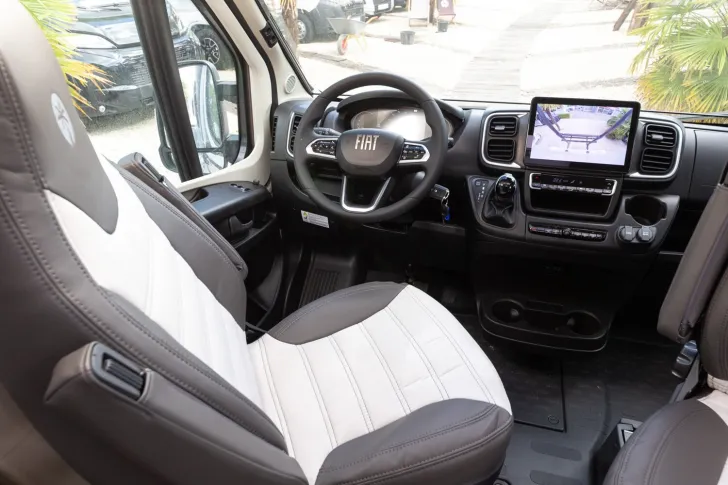 Fahrzeugbild Sunlight Adventure V 66 638 KG Zuladung #16