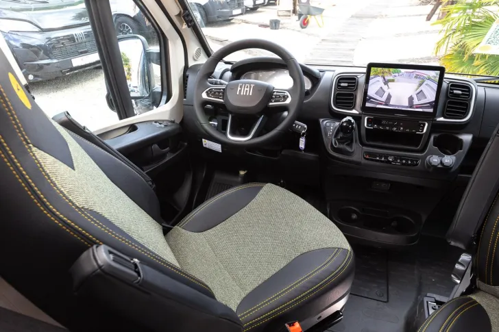 Fahrzeugbild Sunlight Adventure Cliff 640 Maxi Chassis #15