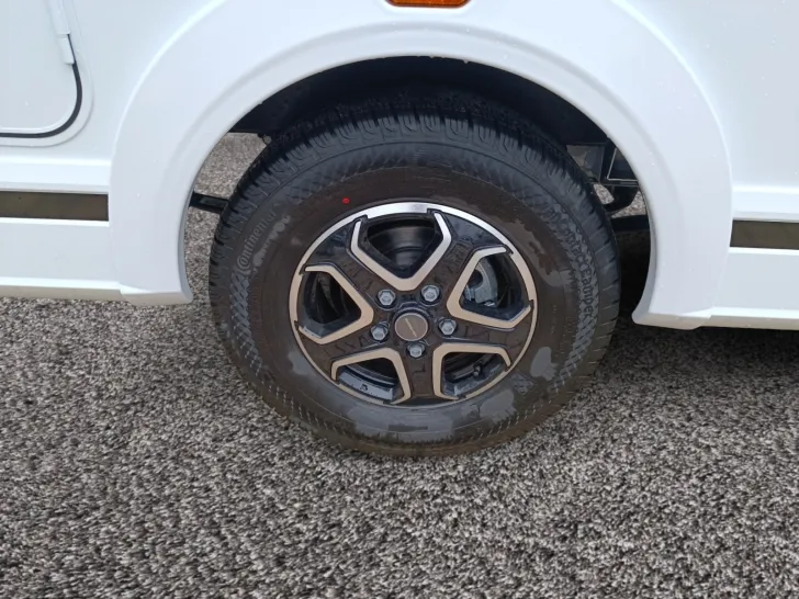 Fahrzeugbild Weinsberg CaraCore 650 MEG #28