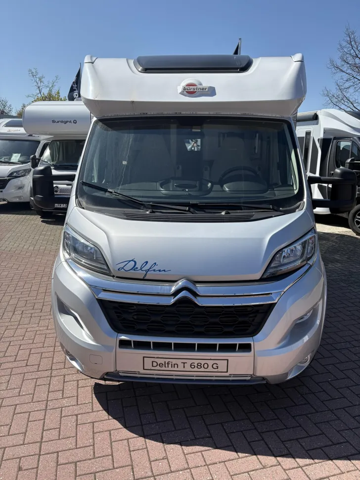 Fahrzeugbild Bürstner Delfin T 680 G #1