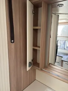 Fahrzeugbild Bürstner Delfin T 680 G #18
