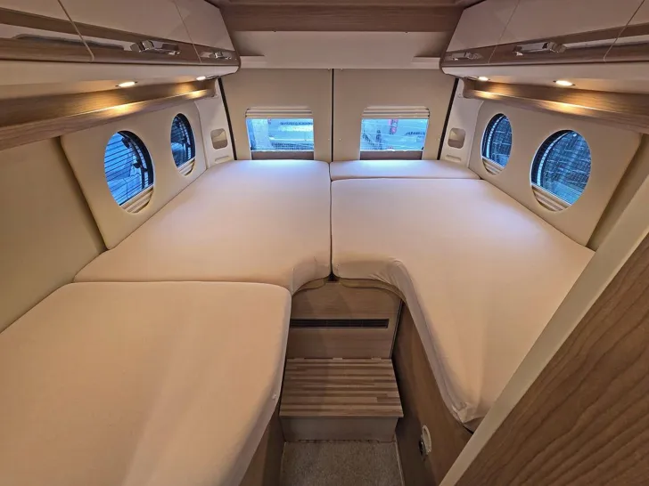 Fahrzeugbild Malibu Van charming COUPE 640 Dachklima*Navi*AHK #11