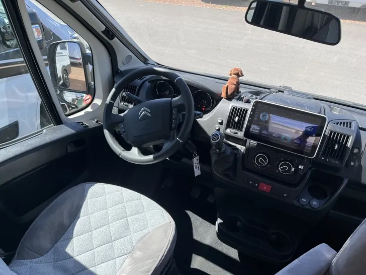 Fahrzeugbild Carado V 339 -Edition15- #14