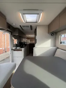 Fahrzeugbild LMC Cruiser 740 EL #9