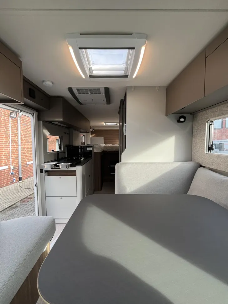 Fahrzeugbild LMC Cruiser 740 EL #9