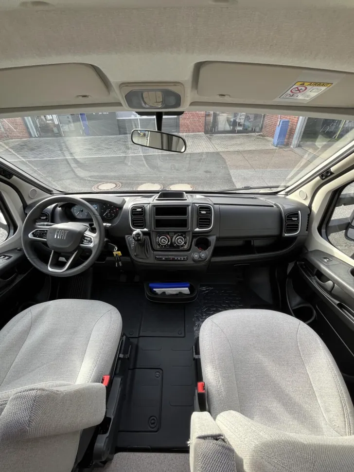 Fahrzeugbild LMC Cruiser 740 EL #10