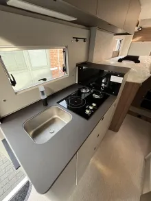 Fahrzeugbild LMC Cruiser 740 EL #15