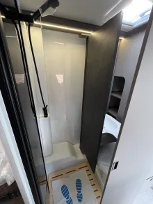 Fahrzeugbild LMC Cruiser 740 EL #17