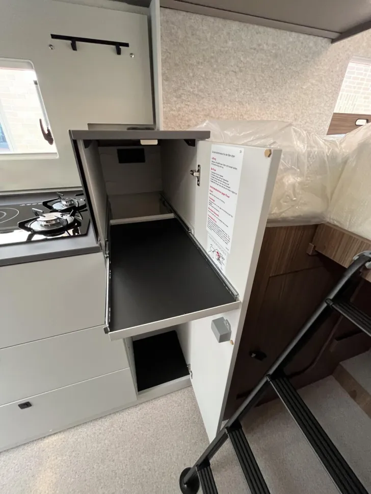 Fahrzeugbild LMC Cruiser 740 EL #23