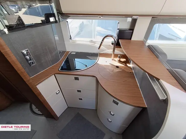 Fahrzeugbild Carthago chic c-line I 4.9 LE L Modell 26, SAT, 2xTV #8