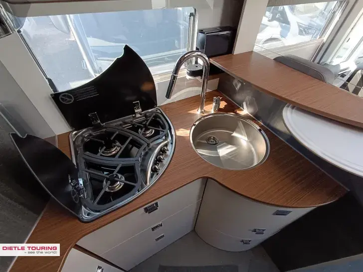 Fahrzeugbild Carthago chic c-line I 4.9 LE L Modell 26, SAT, 2xTV #10