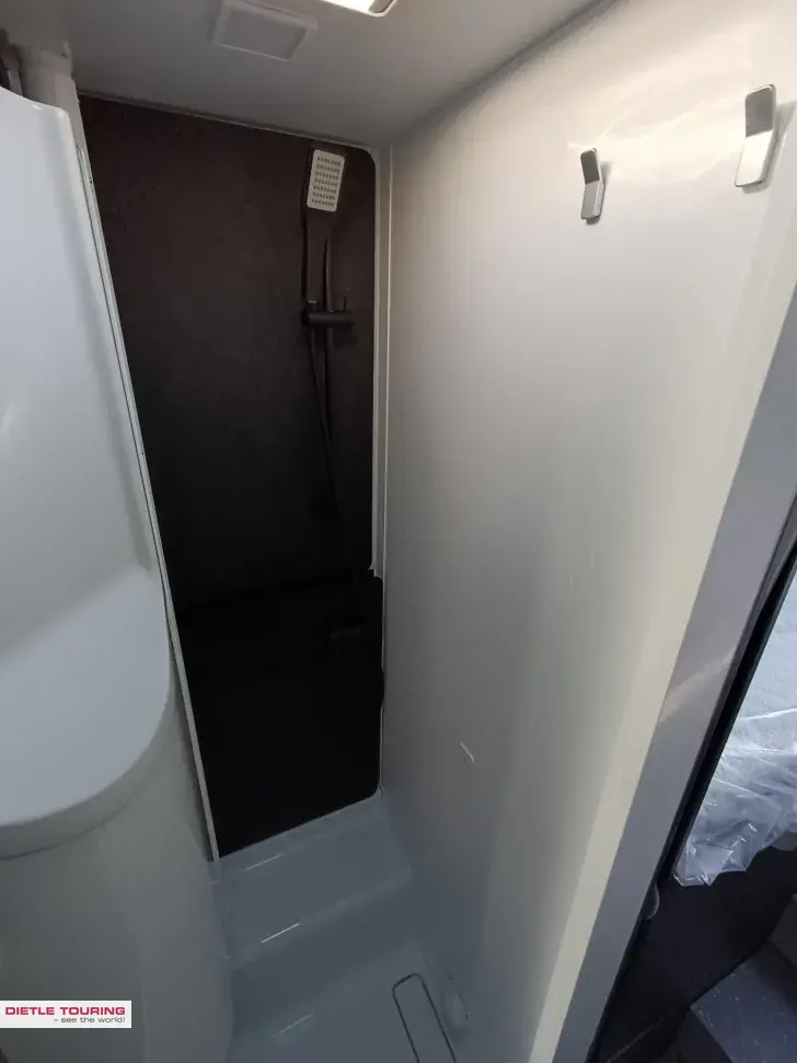 Fahrzeugbild Adria Compact Max DL Combi D 6E, Navi #13