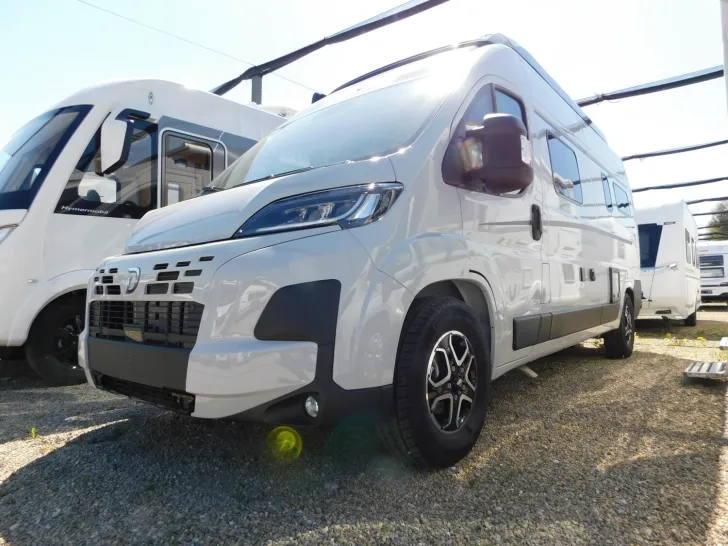 Fahrzeugbild Dethleffs Globetrail 600 DS Combi6D+Schlafdach+Alle Pakete #4