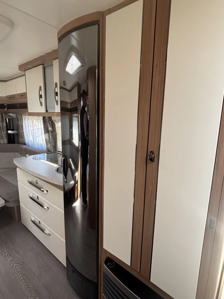 Fahrzeugbild Hobby De Luxe 540 UL #9