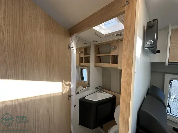 Fahrzeugbild Sunlight Adventure Cliff 602 *Junger Gebrauchter* #17