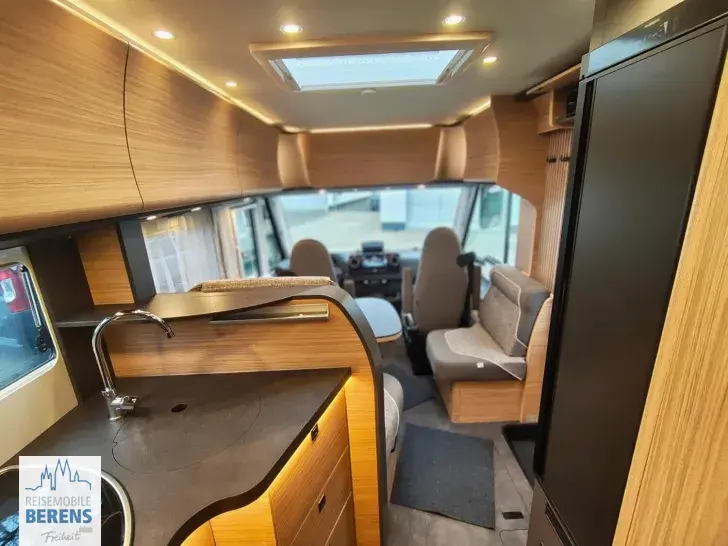 Fahrzeugbild Malibu I 450 RB LE comfort Mercedes #9
