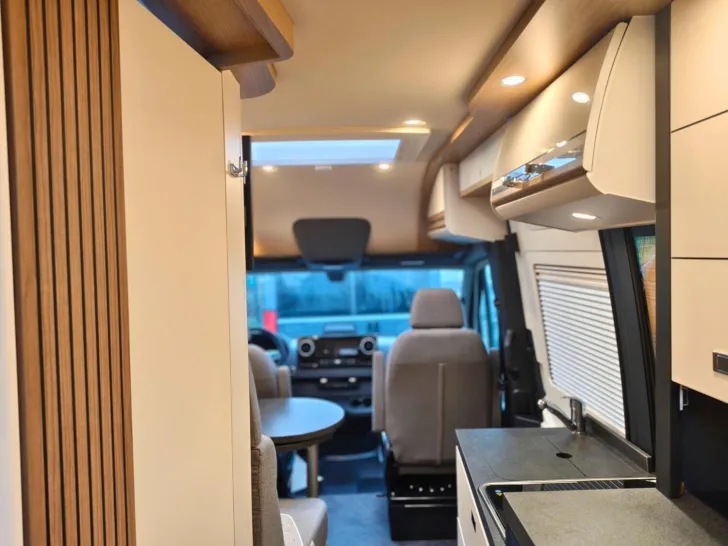 Fahrzeugbild Malibu Genius 641 LE 2026 Mercedes #6
