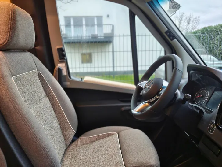 Fahrzeugbild Malibu Genius 641 LE 2026 Mercedes #10