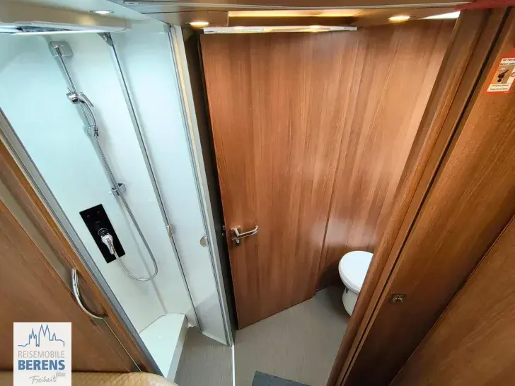 Fahrzeugbild Carthago C2-tourer I 147 RB LE L comfort Mercedes #19