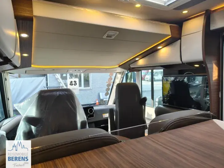 Fahrzeugbild Carthago chic c-line I 4.9 LE Mercedes #9