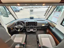 Fahrzeugbild Carthago chic c-line I 5.9 XL LE Mercedes #9