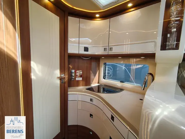 Fahrzeugbild Carthago chic s-plus I 50 LE Iveco #17
