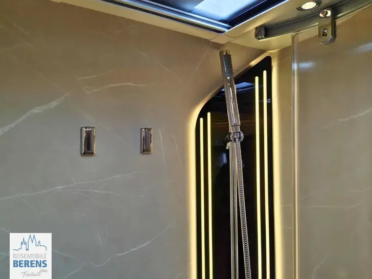 Fahrzeugbild Carthago chic s-plus I 50 LE Iveco #25