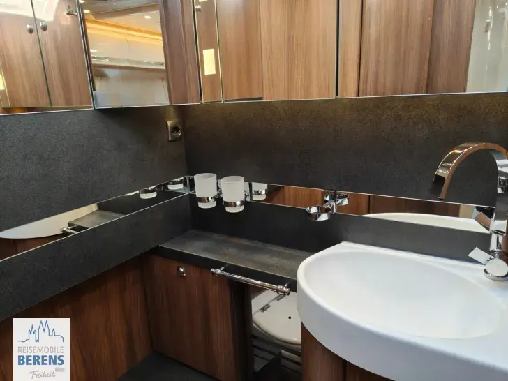 Fahrzeugbild Carthago chic s-plus I 50 LE Iveco #29