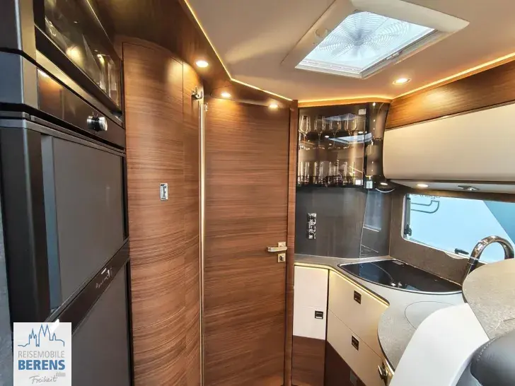 Fahrzeugbild Carthago chic c-line I 4.9 LE Mercedes #18