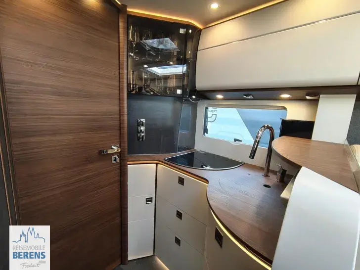 Fahrzeugbild Carthago chic c-line I 4.9 LE L Mercedes #19