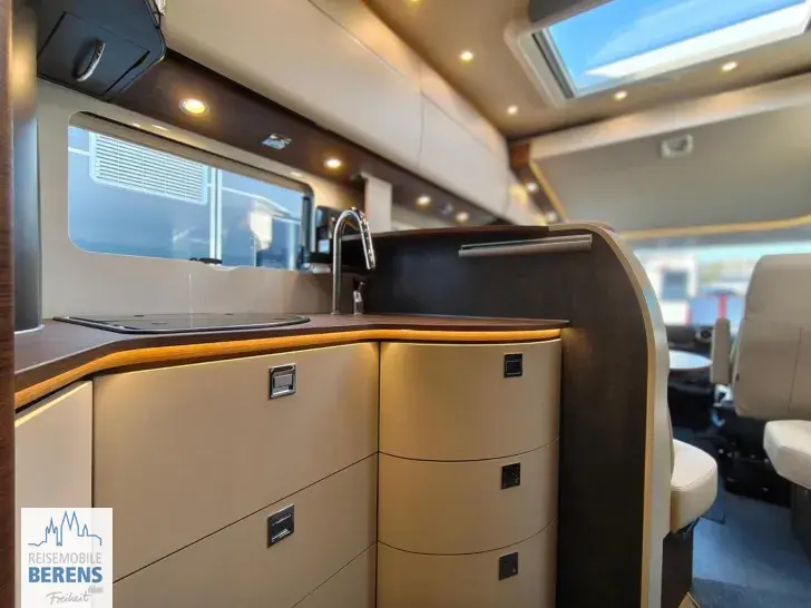 Fahrzeugbild Carthago chic c-line I 4.9 LE L Mercedes #24