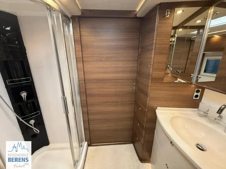 Fahrzeugbild Concorde Carver 850 L #14