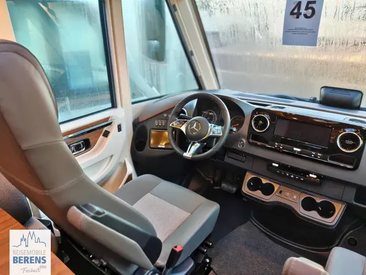 Fahrzeugbild Carthago chic c-line I 4.9 LE Mercedes #10