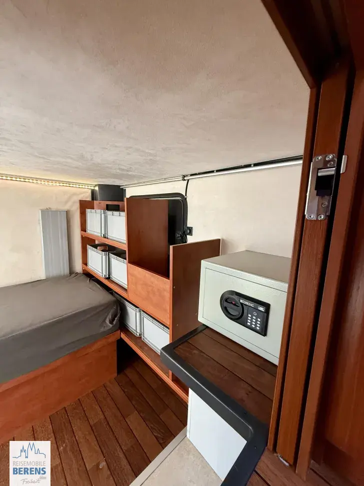 Fahrzeugbild Concorde Liner Plus 990F #19