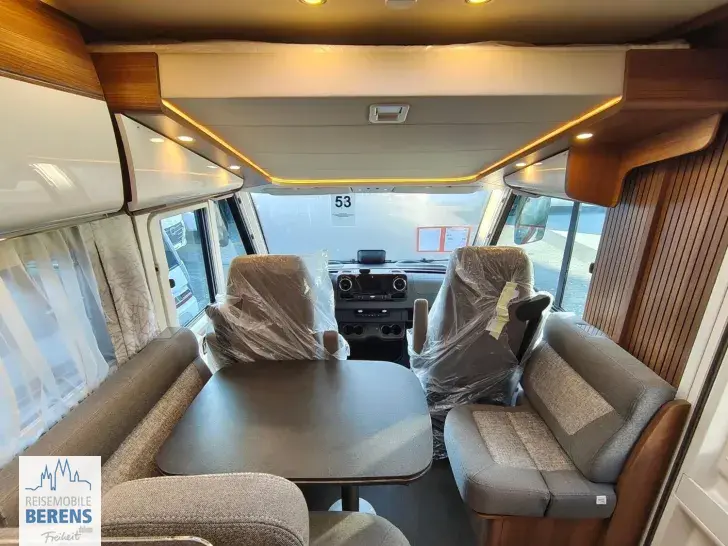 Fahrzeugbild Carthago C2-tourer I 145 RB LE comfort Mercedes #11