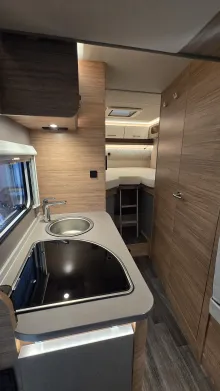 Fahrzeugbild Weinsberg CaraSuite 650 MEG #6