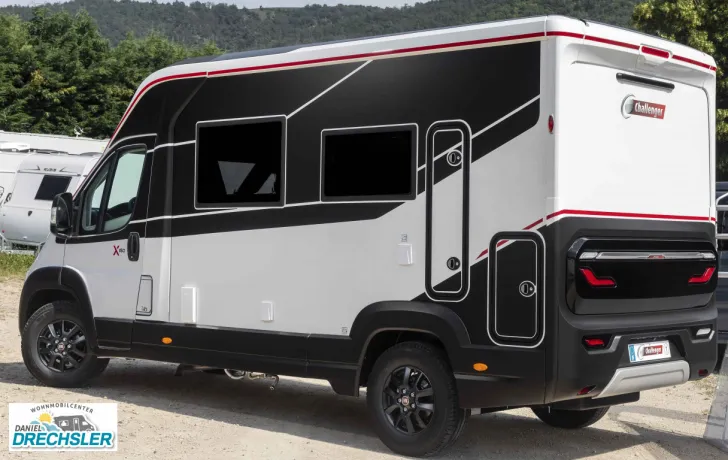 Fahrzeugbild Challenger X150 Open Edition #2
