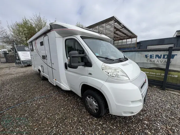 Fahrzeugbild Bürstner Nexxo 728 *nur an Export/Gewerbe* #1