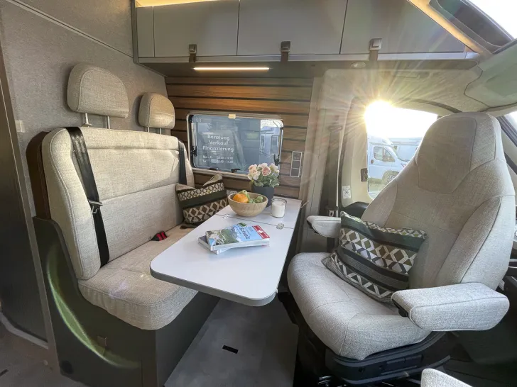 Fahrzeugbild Hymer Yosemite *Aufstelldach*Dieselheizung* #16