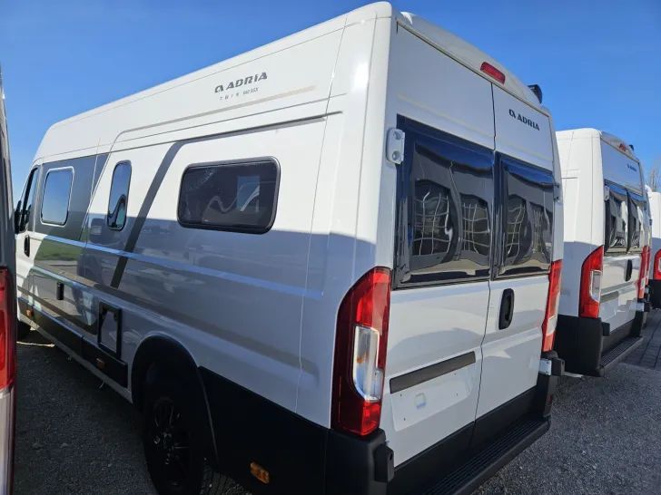 Fahrzeugbild Adria Twin ALL-IN 640 SGX Solar|Markise|auf Mai 26 #18