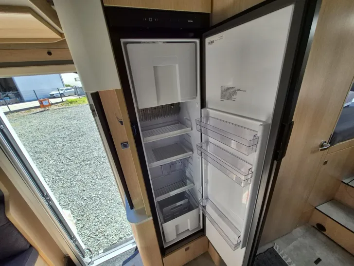 Fahrzeugbild Hymer B-Klasse MC T BlackLine 680 680 BL mit 5.Sitz! #27