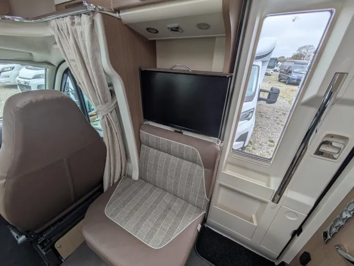 Fahrzeugbild Malibu T 490 LE #14